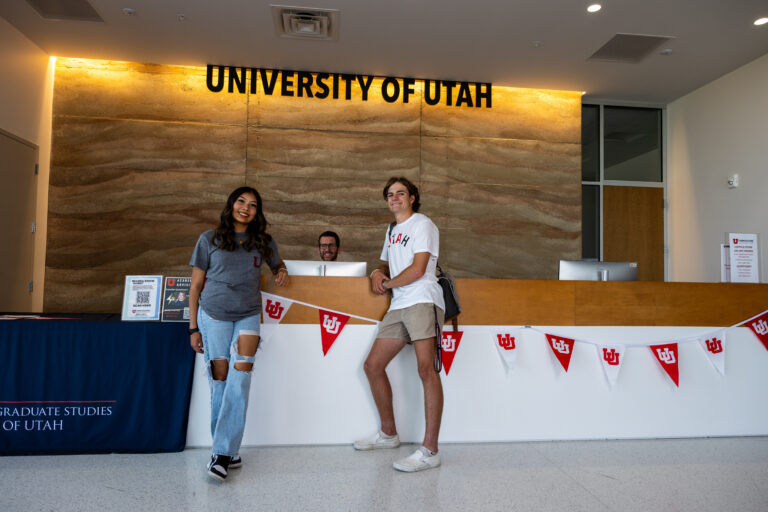 6T4A3878-41 Students at the U